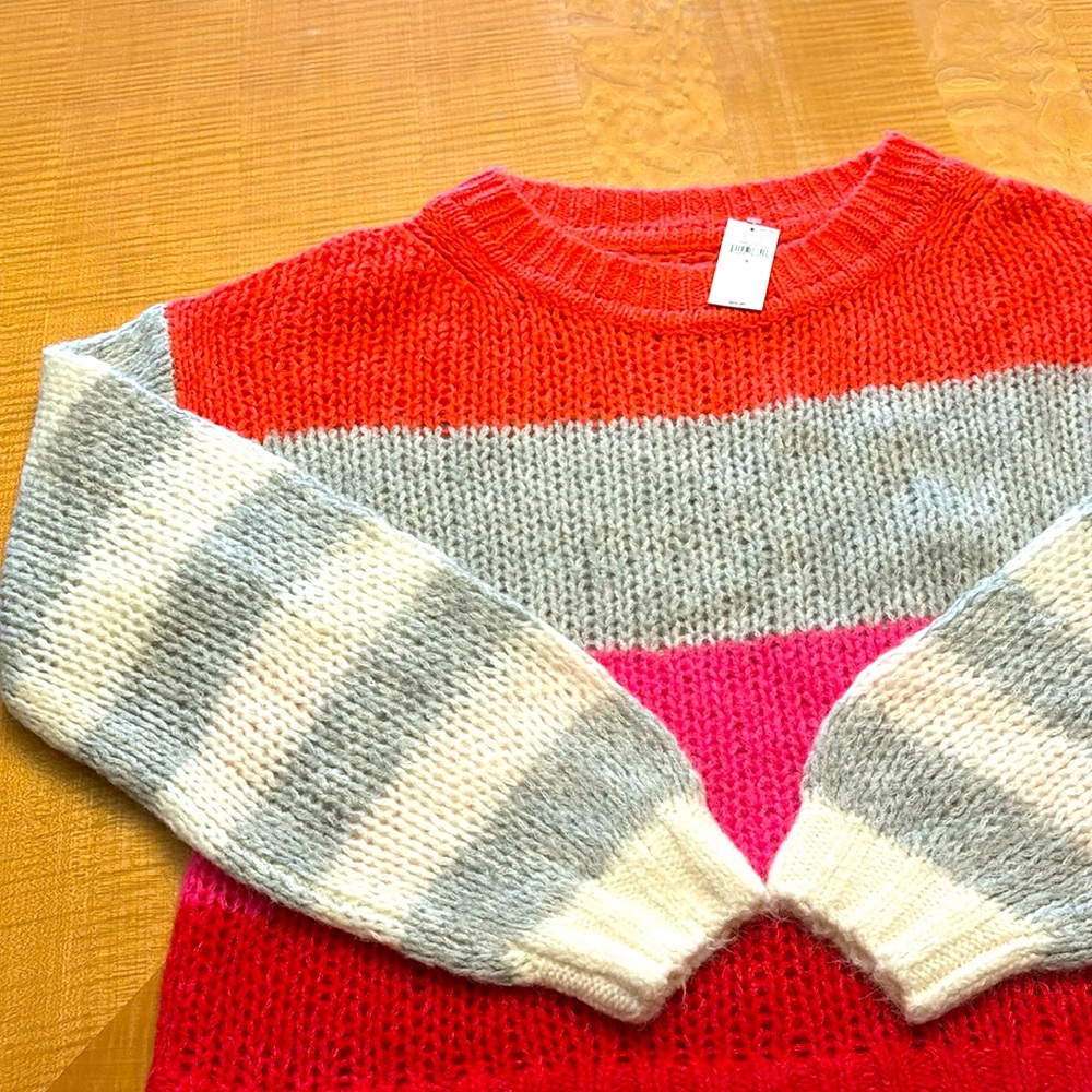 NWT Gap striped sweater-LAST CHANCE

Size small 
Donating tomorrow